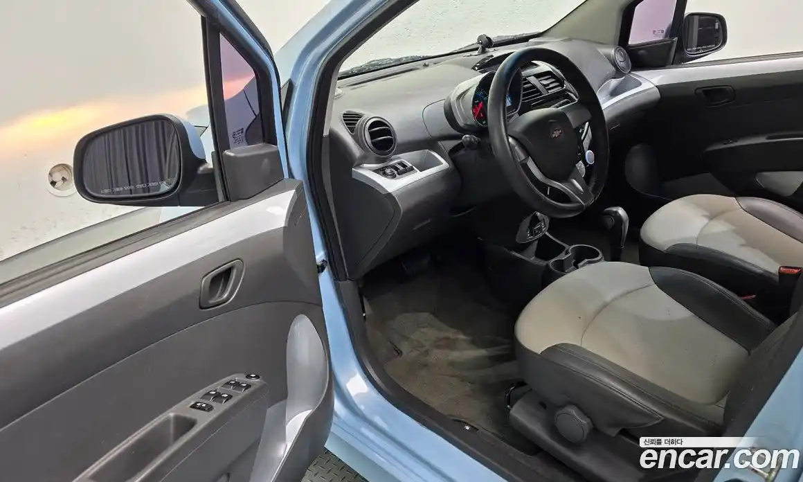 Chevrolet Spark 2014 1.0 Автомат в Москве № 527897, фото 11