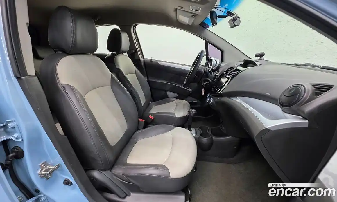 Chevrolet Spark 2014 1.0 Автомат в Москве № 527897, фото 10