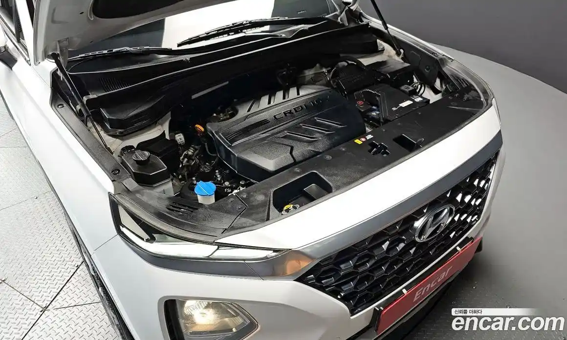 Hyundai Santa Fe 2020 2.2 Автомат в Москве № 530236, фото 6