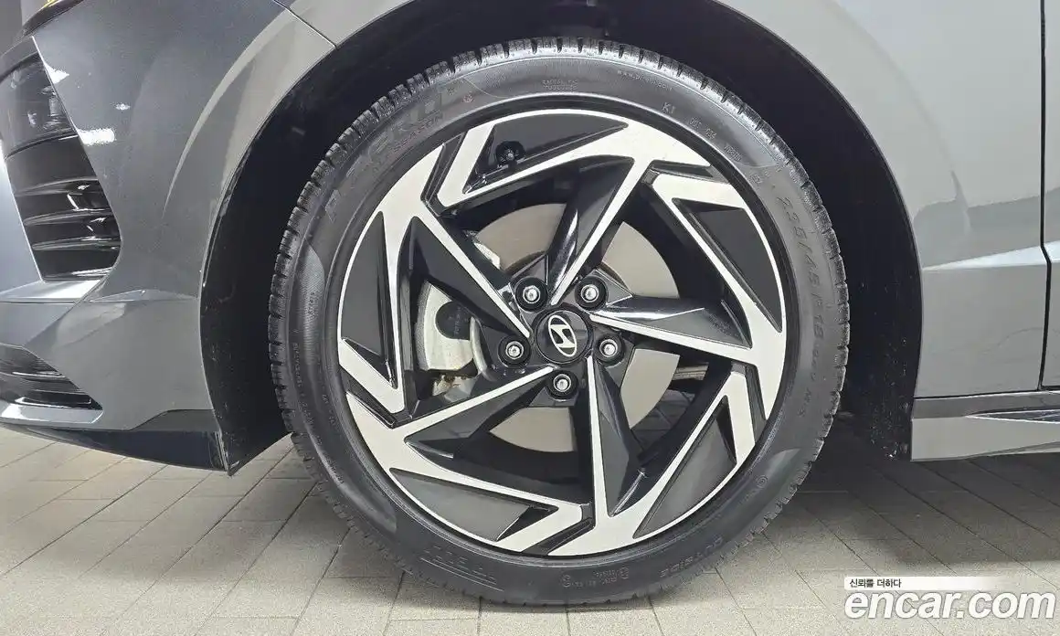 Hyundai Sonata 2024 2.0 Автомат в Москве № 530246, фото 5