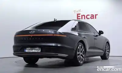 Hyundai Grandeur 2023 1.6 Автомат в Москве № 530312, миниатюра 2
