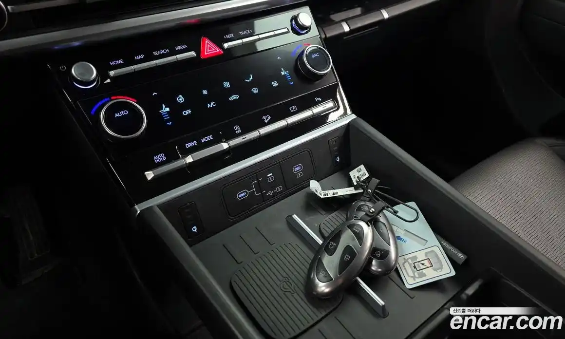 Hyundai Santa Fe 2024 2.5 Автомат в Москве № 530472, фото 17