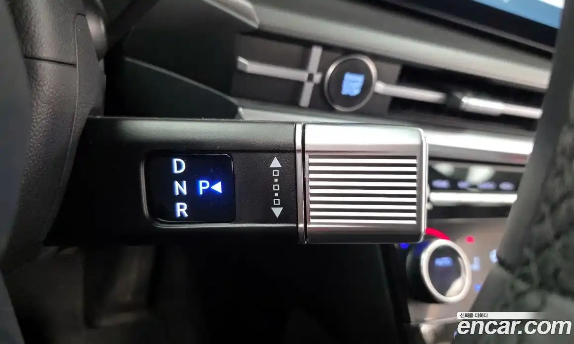 Hyundai Santa Fe 2024 2.5 Автомат в Москве № 530472, фото 9