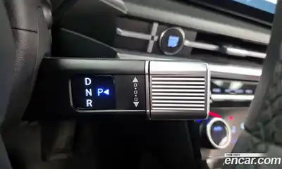 Hyundai Santa Fe 2024 2.5 Автомат в Москве № 530472, миниатюра 9