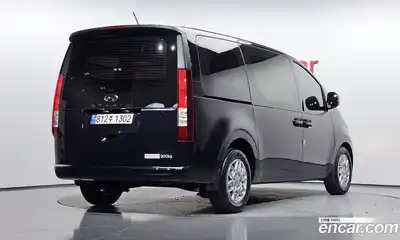 Hyundai Staria 2023 2.2 Автомат в Москве № 530507, миниатюра 2