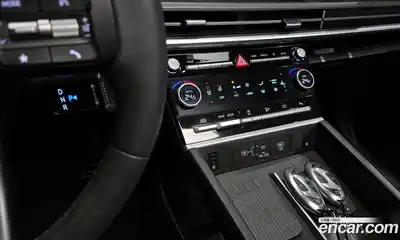 Hyundai Santa Fe 2024 2.5 Автомат в Москве № 530971, миниатюра 9