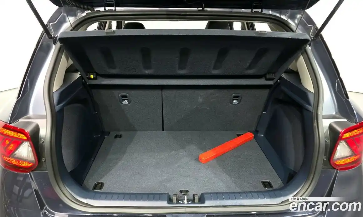 Hyundai Venue 2020 1.6 Автомат в Москве № 531088, фото 19