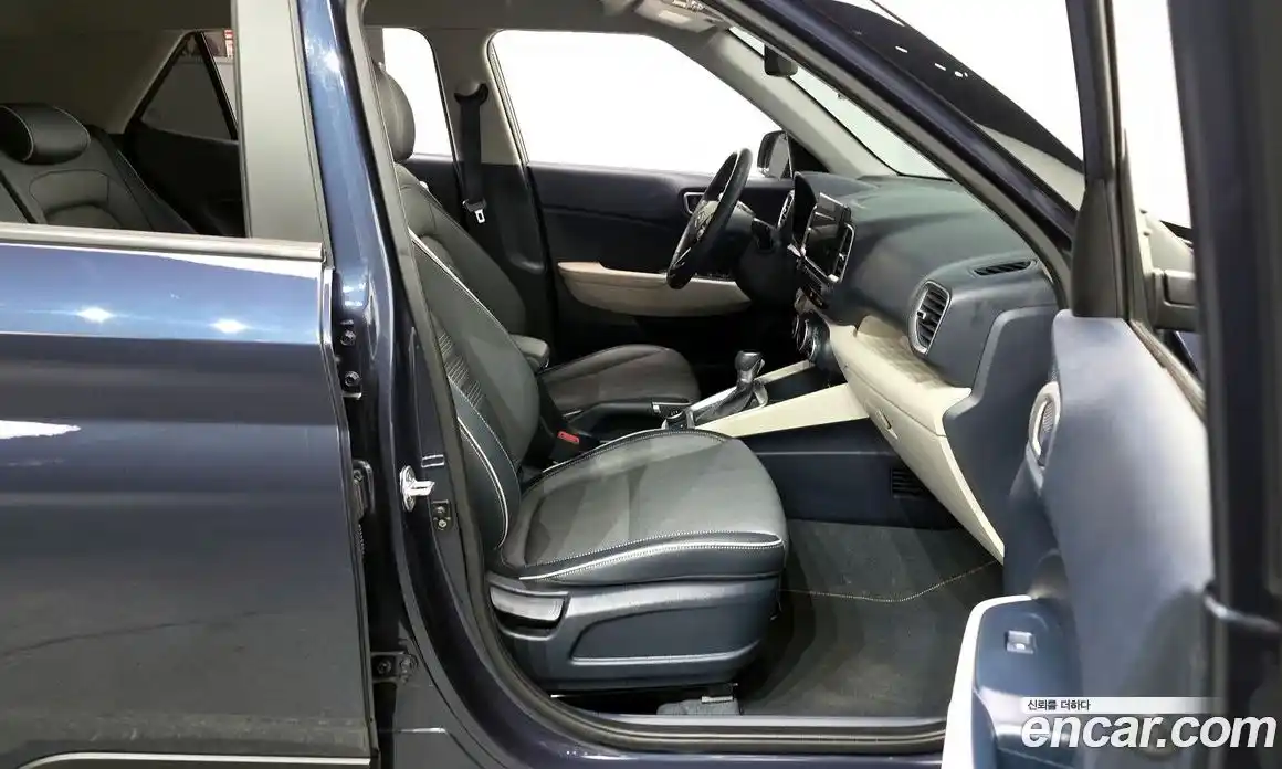 Hyundai Venue 2020 1.6 Автомат в Москве № 531088, фото 10