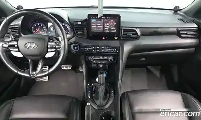 Hyundai Veloster 2023 2.0 Автомат в Москве № 531271, миниатюра 7