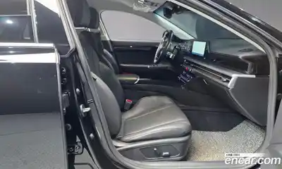 Hyundai Grandeur 2023 2.5 Автомат в Москве № 531358, миниатюра 11