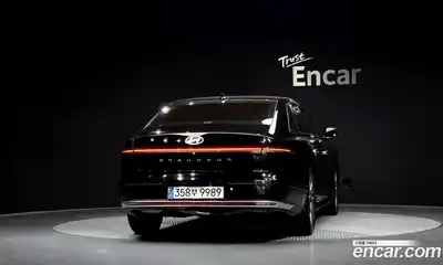 Hyundai Grandeur 2023 2.5 Автомат в Москве № 531358, миниатюра 4