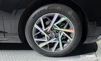 Hyundai Grandeur 2023 2.5 Автомат в Москве № 531358, миниатюра 5