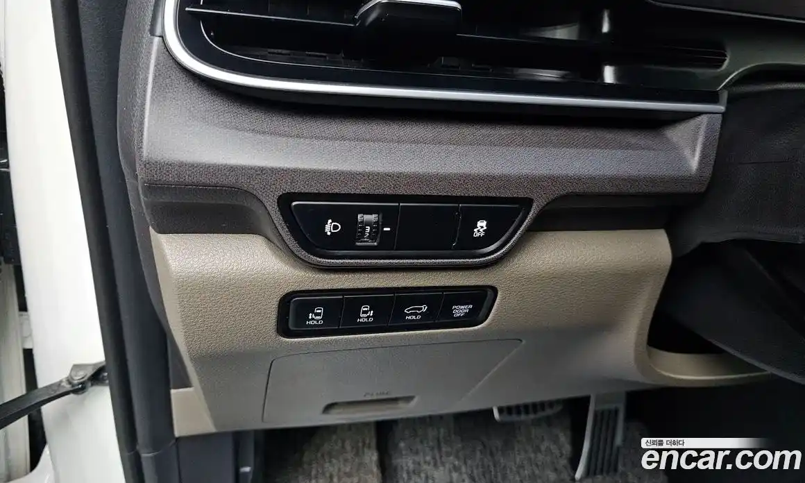 Kia Canival 2025 3.5 Автомат в Москве № 532727, фото 12