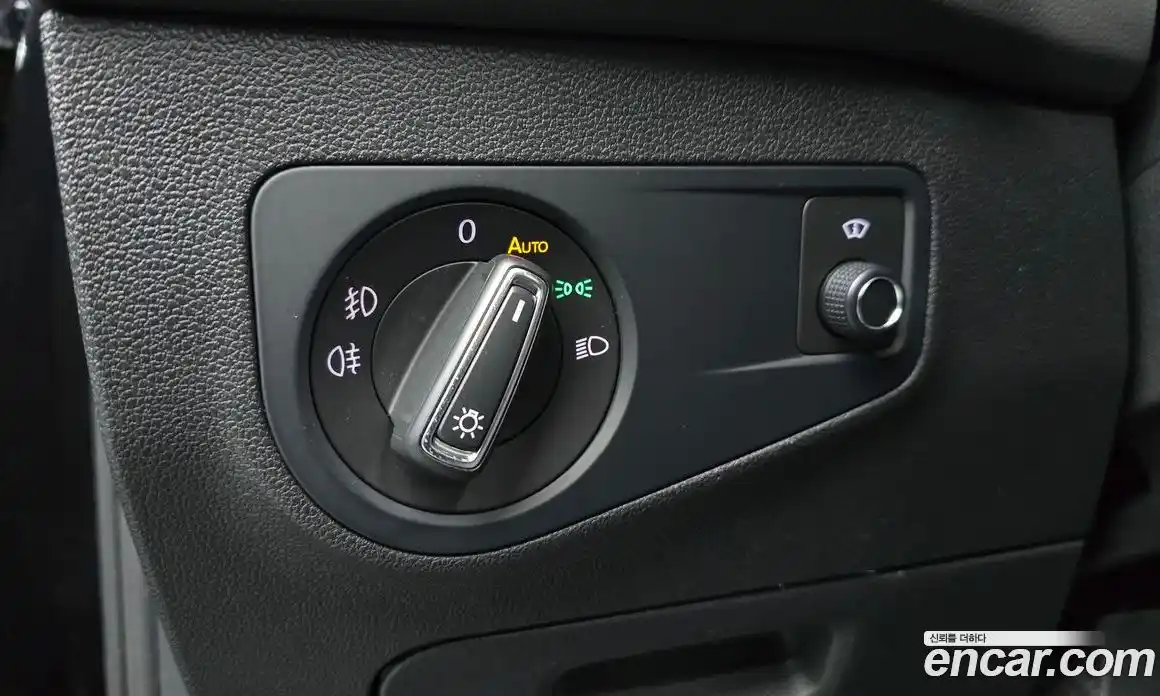 Volkswagen Tiguan 2020 2.0 Автомат в Москве № 532830, фото 14