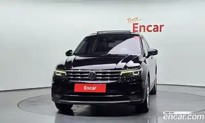 Volkswagen Tiguan 2020 2.0 Автомат в Москве № 532830, миниатюра 3