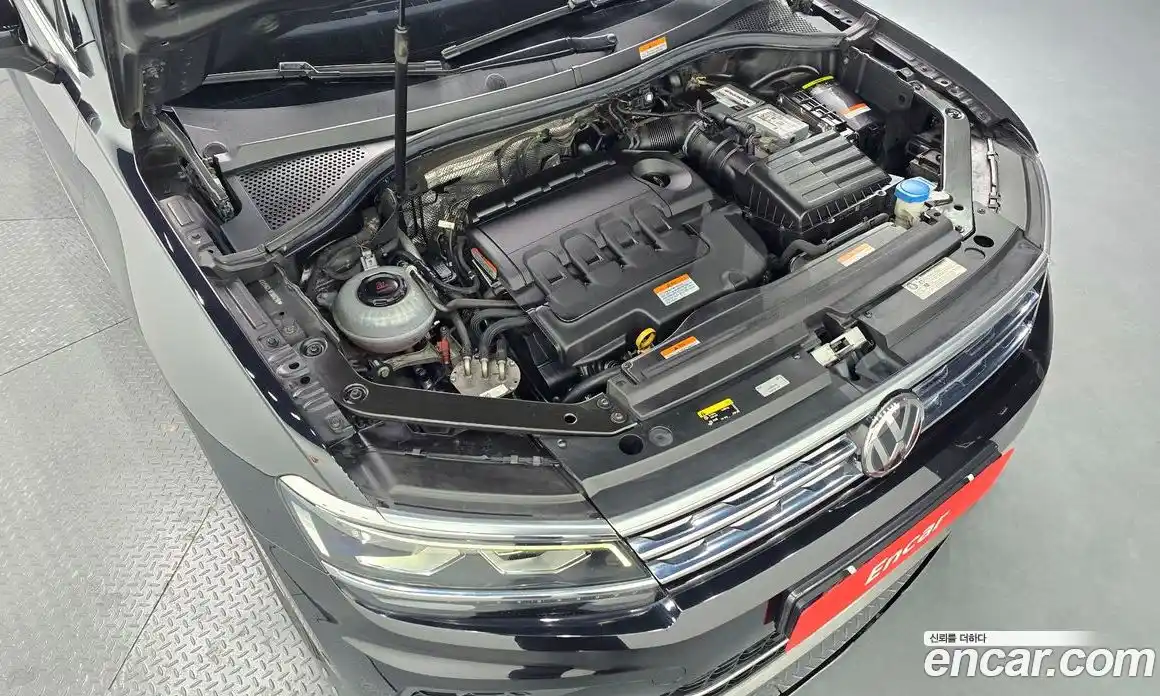 Volkswagen Tiguan 2020 2.0 Автомат в Москве № 532830, фото 6