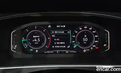 Volkswagen Tiguan 2020 2.0 Автомат в Москве № 532830, миниатюра 8