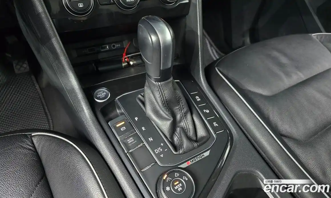 Volkswagen Tiguan 2020 2.0 Автомат в Москве № 532830, фото 9