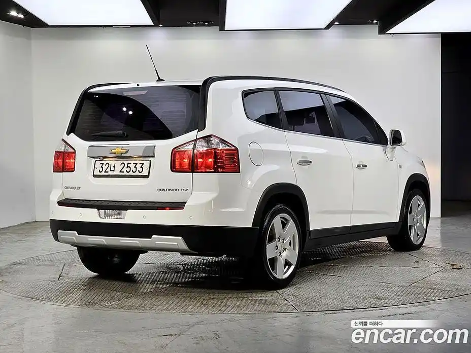Chevrolet Orlando 2012 2.0 Автомат в Москве № 533129, фото 4