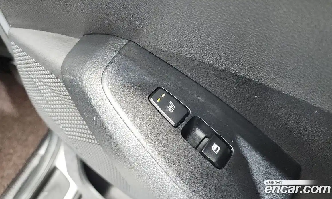 Kia Seltos 2020 1.6 Автомат в Москве № 534007, фото 19