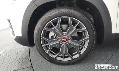 Kia Seltos 2020 1.6 Автомат в Москве № 534007, миниатюра 5