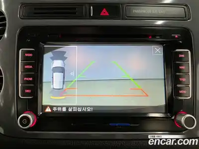 Volkswagen Tiguan 2016 2.0 Автомат в Москве № 534310, миниатюра 11