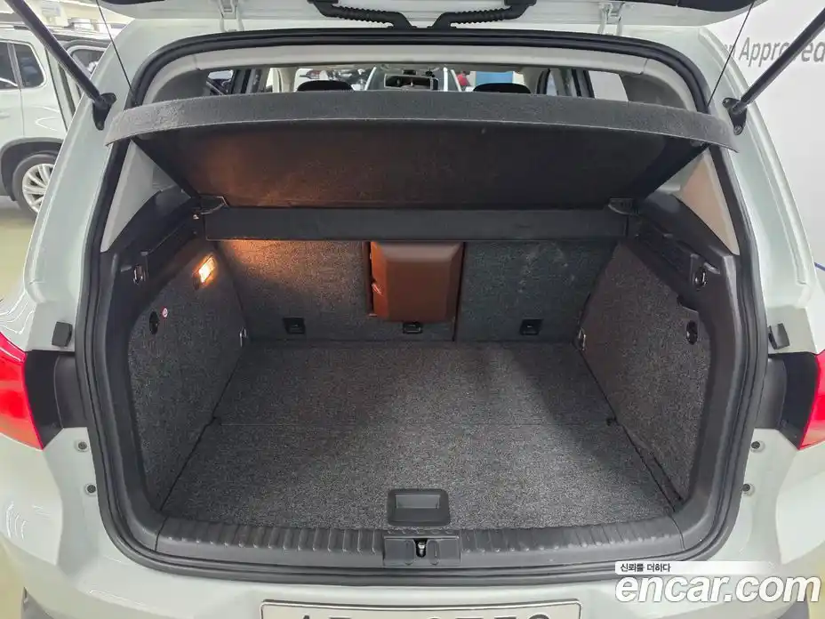 Volkswagen Tiguan 2016 2.0 Автомат в Москве № 534310, фото 19