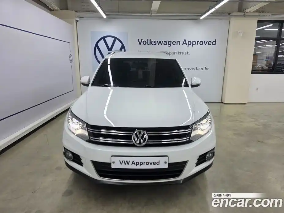Volkswagen Tiguan 2016 2.0 Автомат в Москве № 534310, фото 3