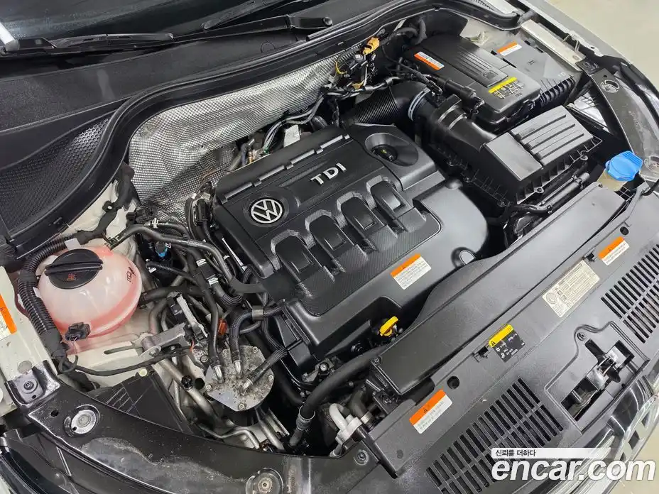 Volkswagen Tiguan 2016 2.0 Автомат в Москве № 534310, фото 6