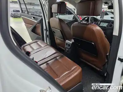 Volkswagen Tiguan 2016 2.0 Автомат в Москве № 534310, миниатюра 10