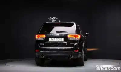 Jeep Cherokee 2016 3.0 Автомат в Москве № 534863, миниатюра 4