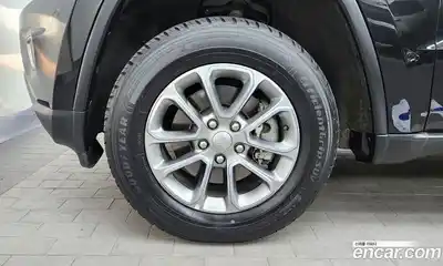 Jeep Cherokee 2016 3.0 Автомат в Москве № 534863, миниатюра 5