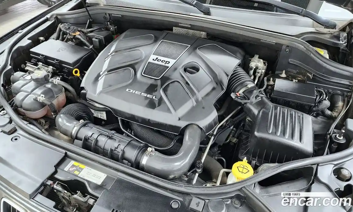 Jeep Cherokee 2016 3.0 Автомат в Москве № 534863, фото 6