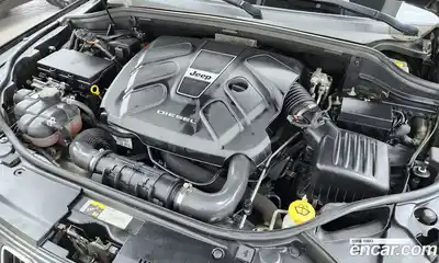 Jeep Cherokee 2016 3.0 Автомат в Москве № 534863, миниатюра 6