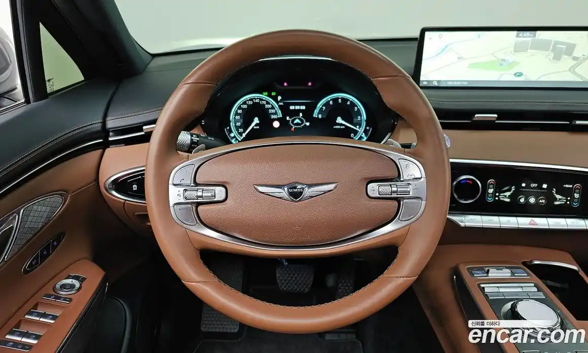 Genesis GV70 2024 2.5 Автомат в Москве № 536138, фото 13