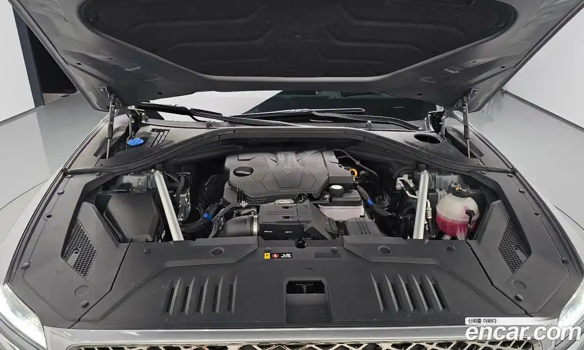 Genesis GV70 2024 2.5 Автомат в Москве № 536138, фото 6