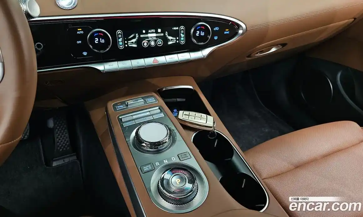 Genesis GV70 2024 2.5 Автомат в Москве № 536138, фото 9