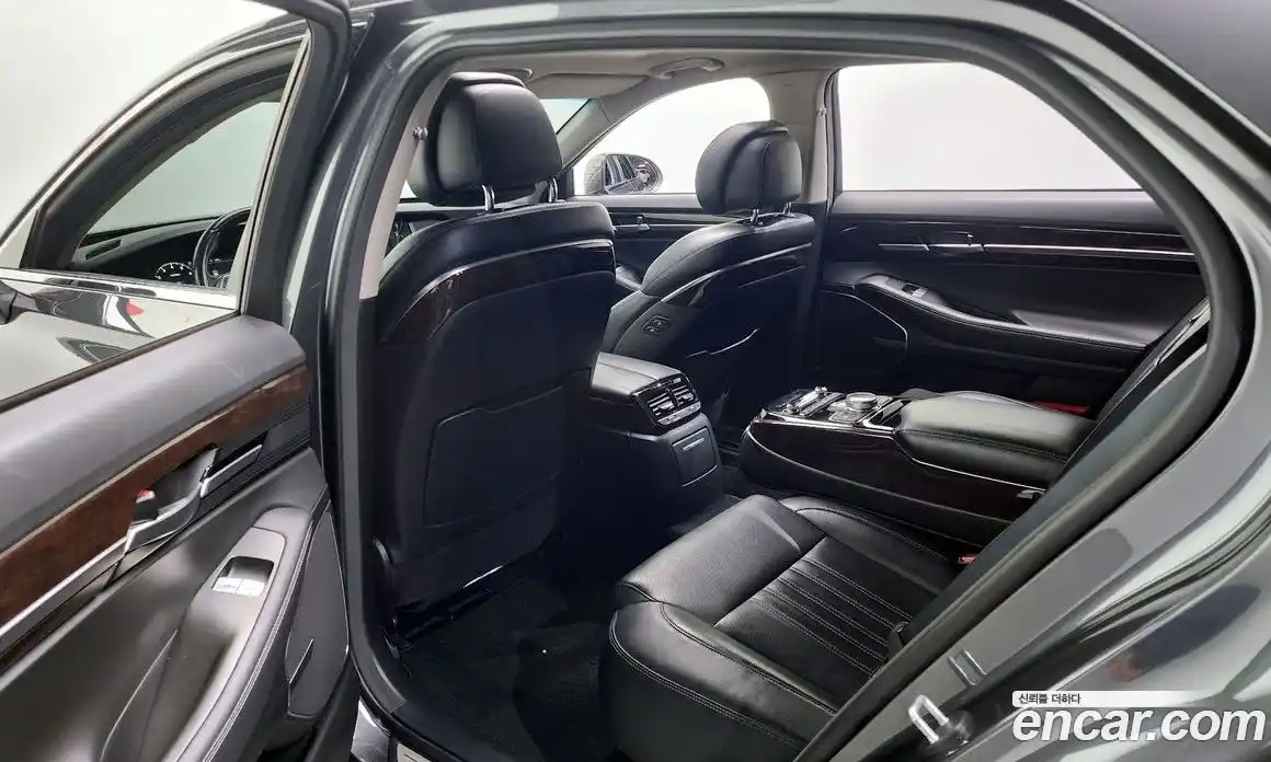 Genesis EQ900 2018 3.8 Автомат в Москве № 537627, фото 11