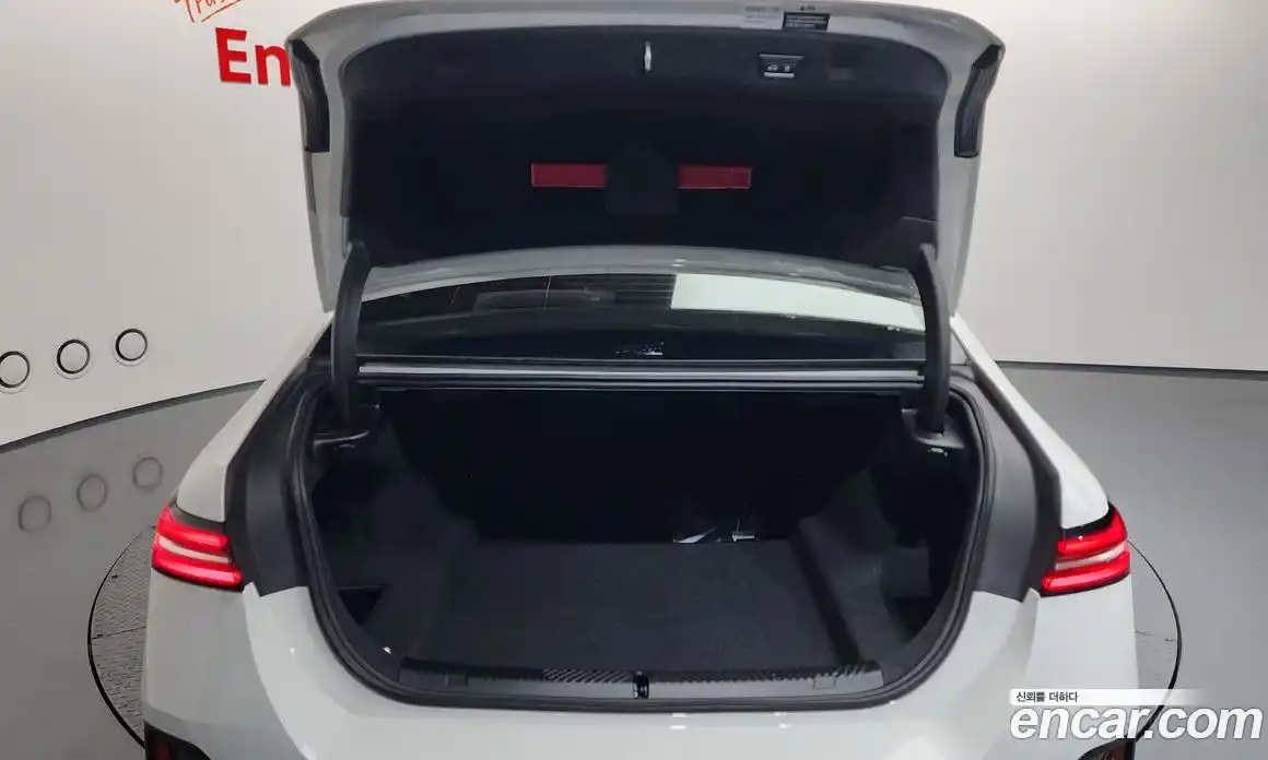 BMW 5-Series 2025 2.0 Автомат в Москве № 537715, фото 20