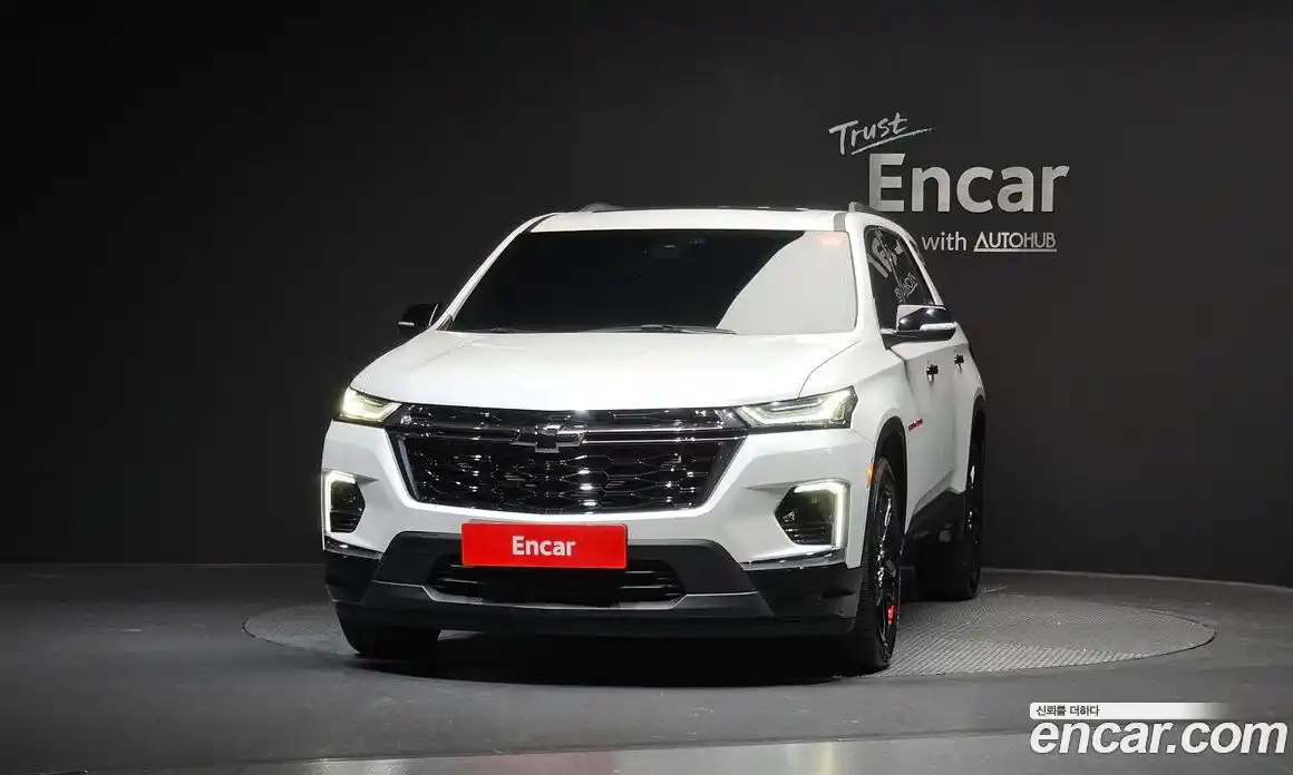 Chevrolet Traverse 2023 3.6 Автомат в Москве № 539930, фото 3