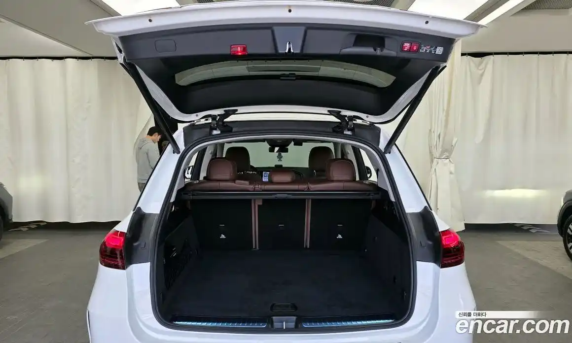 Mercedes-Benz GLE-Class 2025 3.0 Автомат в Москве № 541249, фото 20