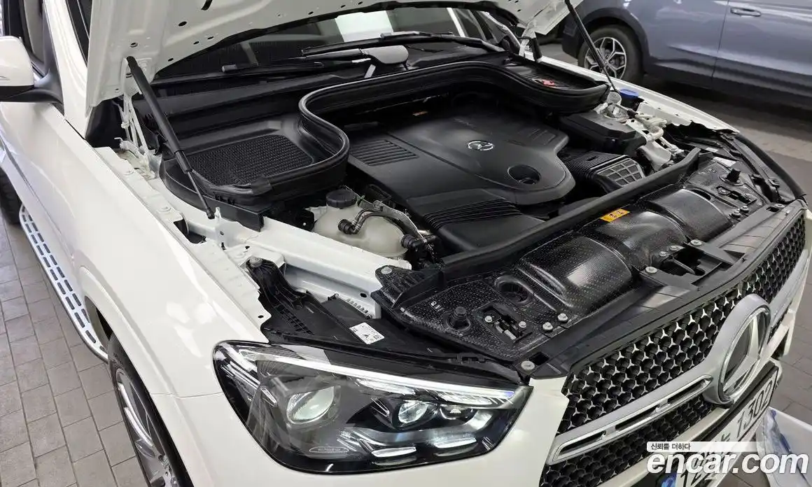 Mercedes-Benz GLE-Class 2025 3.0 Автомат в Москве № 541249, фото 6