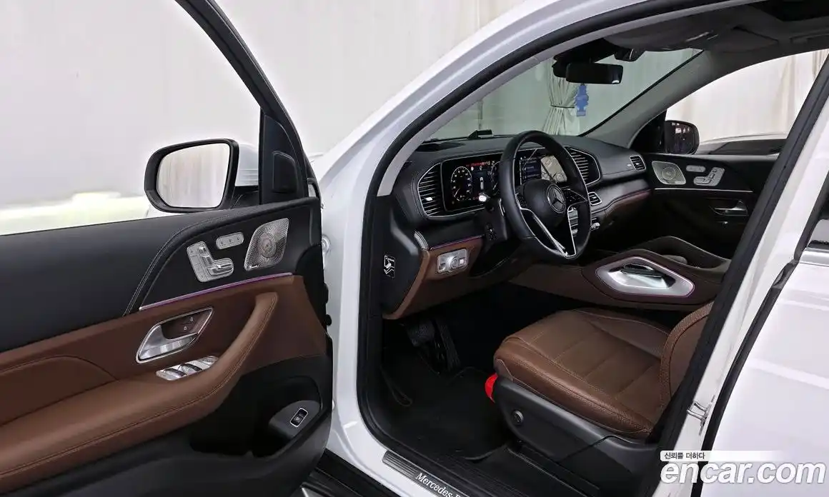 Mercedes-Benz GLE-Class 2025 3.0 Автомат в Москве № 541249, фото 10