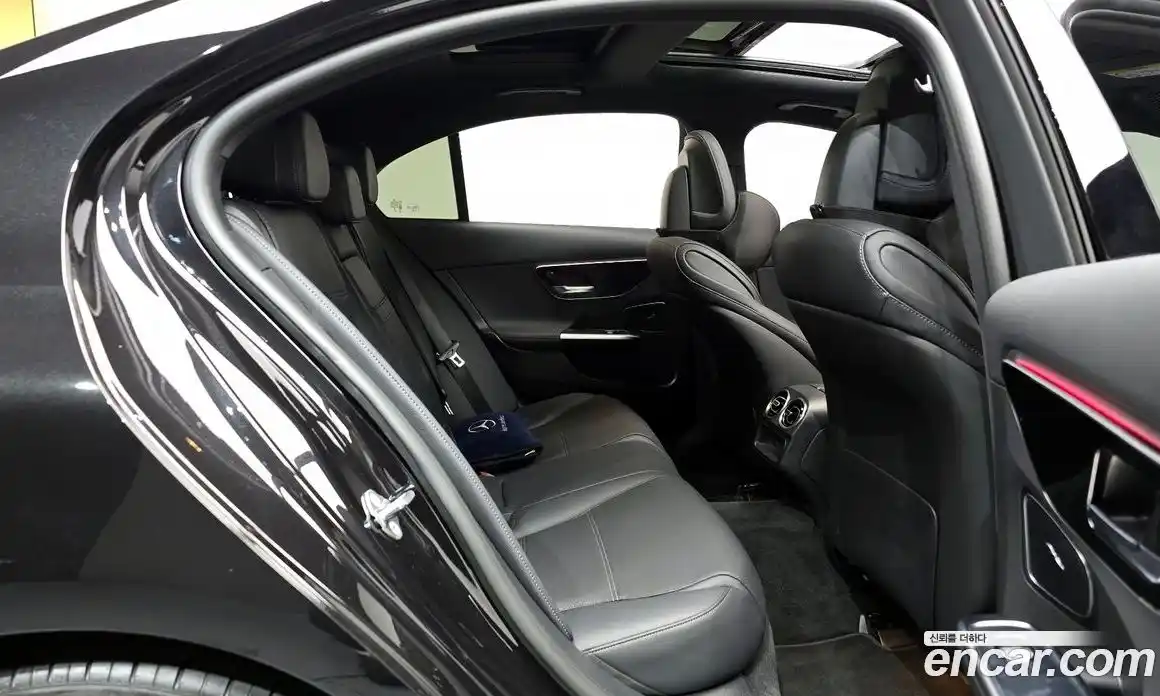 Mercedes-Benz C-Class 2024 2.0 Автомат в Москве № 541387, фото 11