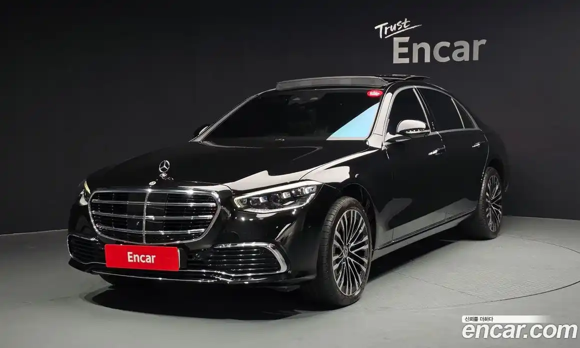 Mercedes-Benz S-Class 2023 4.0 Автомат в Москве № 541473, фото 1