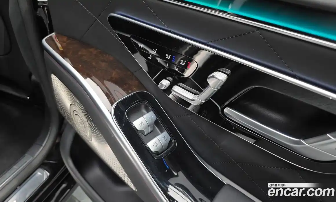 Mercedes-Benz S-Class 2023 4.0 Автомат в Москве № 541473, фото 19