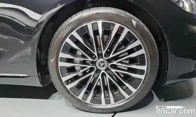 Mercedes-Benz S-Class 2023 4.0 Автомат в Москве № 541473, миниатюра 5