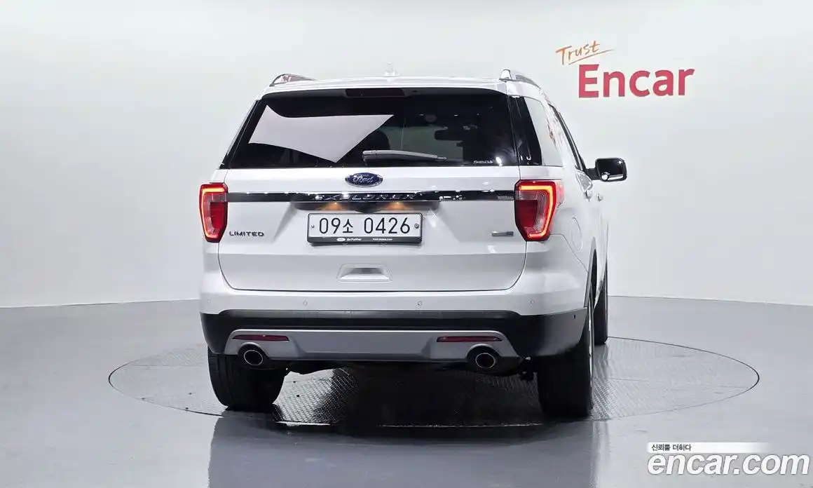 Ford Explorer 2016 2.3 Автомат в Москве № 541475, фото 4