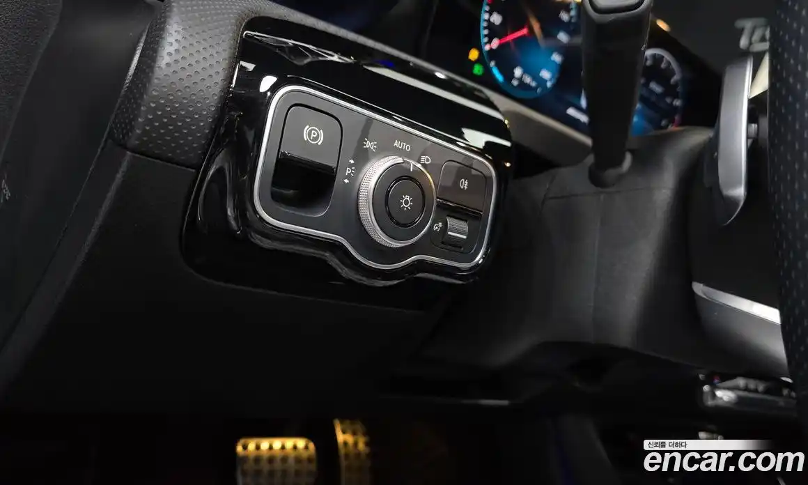 Mercedes-Benz A-Class 2021 2.0 Автомат в Москве № 541804, фото 14