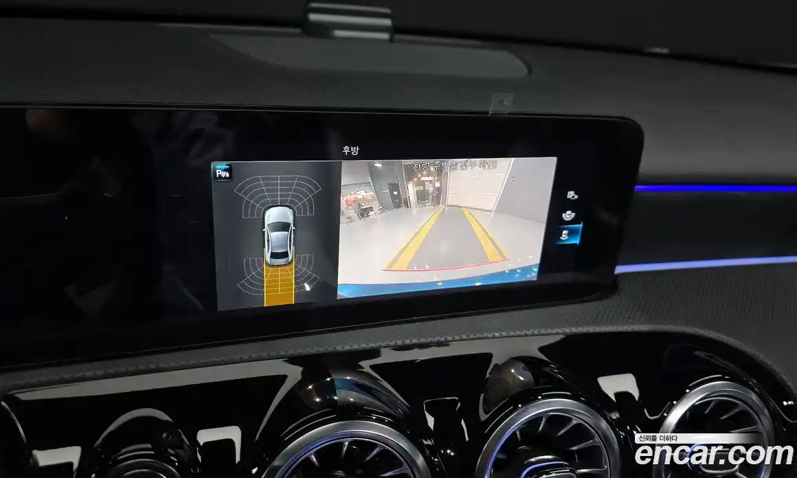 Mercedes-Benz A-Class 2021 2.0 Автомат в Москве № 541804, фото 16